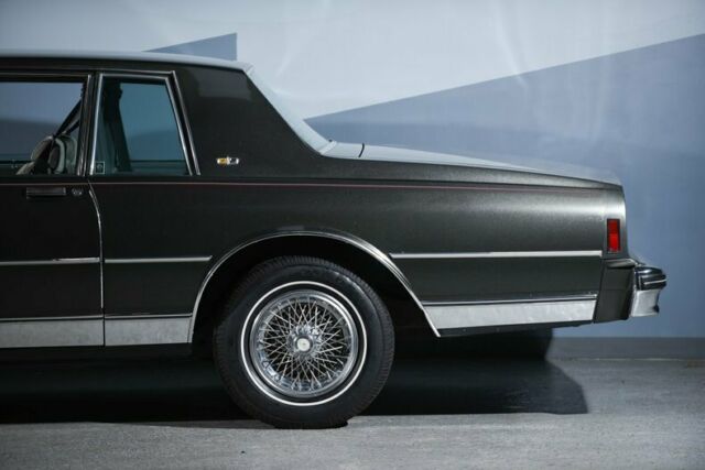 1984 Chevrolet Caprice -- - photo 7