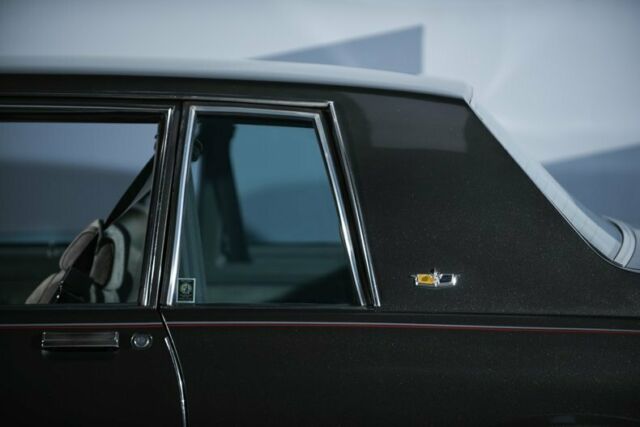 1984 Chevrolet Caprice -- - photo 9