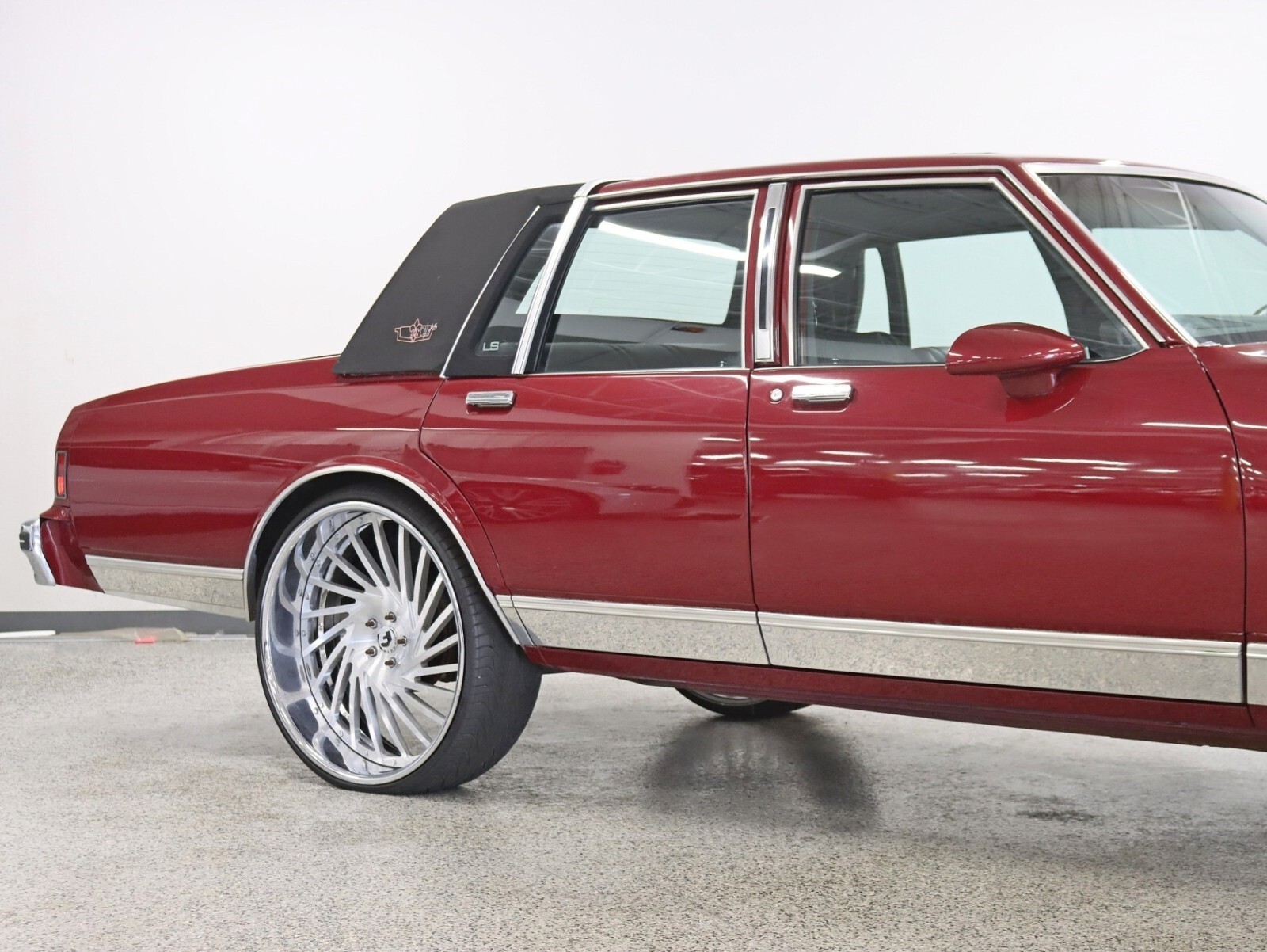 1984 Chevrolet Caprice Custom Built LS Motor Sounds 26in Forgiato's with - photo 3