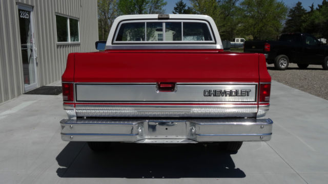 1984 Chevrolet C-10 Silverado Standard Cab Pickup 2-Door - photo 12