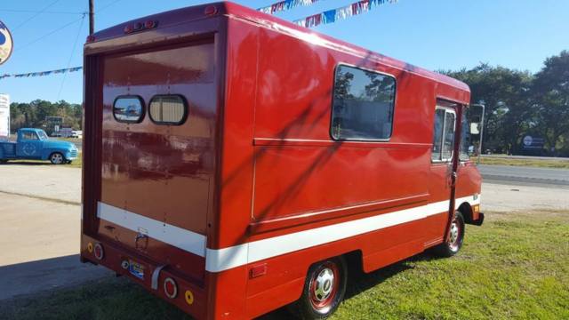 1984 Chevrolet Chevy Van - photo 2