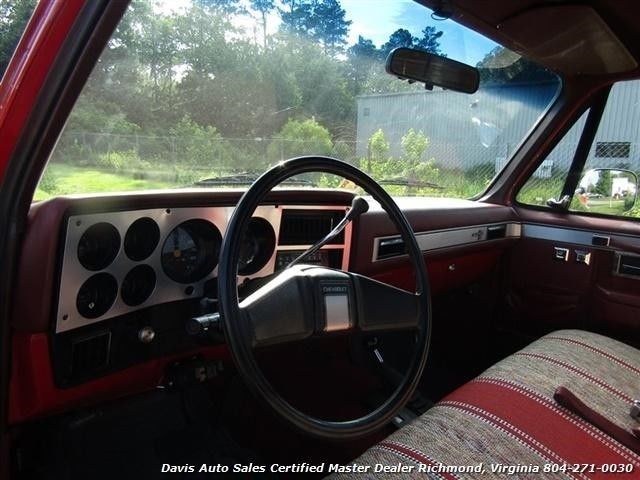 1984 Chevrolet C-10 K10 Silverado Square Body 4X4 - photo 12