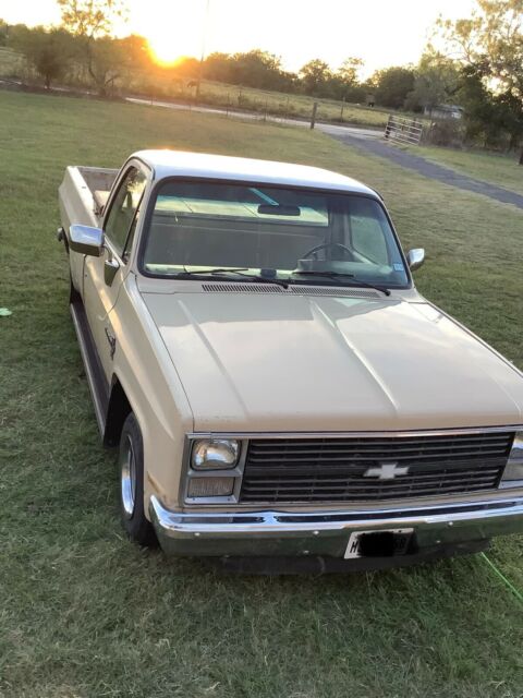 1984 Chevrolet C/K Pickup 1500 - photo 8