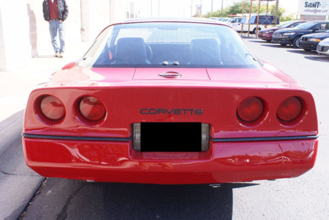 1984 Chevrolet Corvette Base Hatchback 2-Door - photo 4