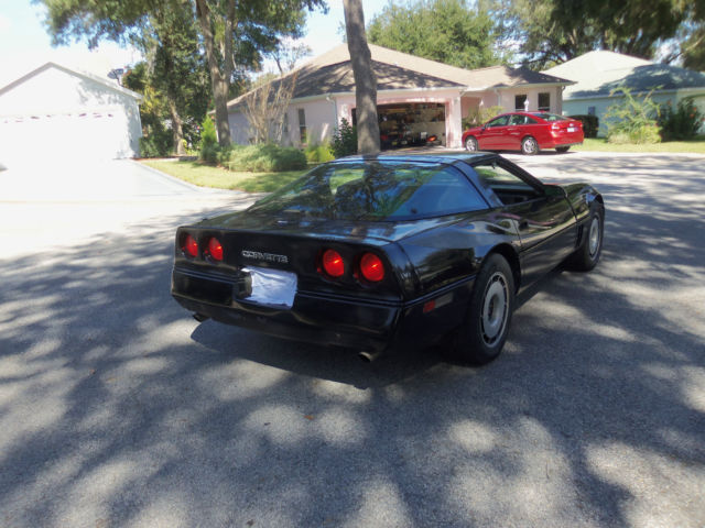 1984 Chevrolet Corvette Base Hatchback 2-Door - photo 3