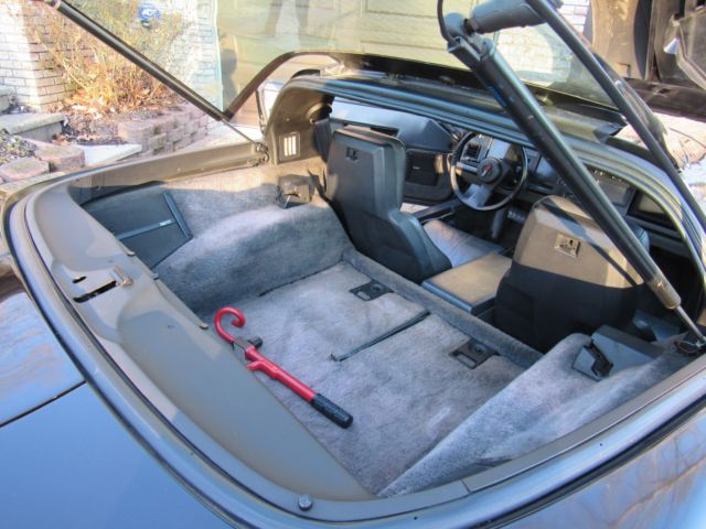 1984 Chevrolet Corvette - photo 12