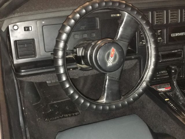 1984 Chevrolet Corvette - photo 12