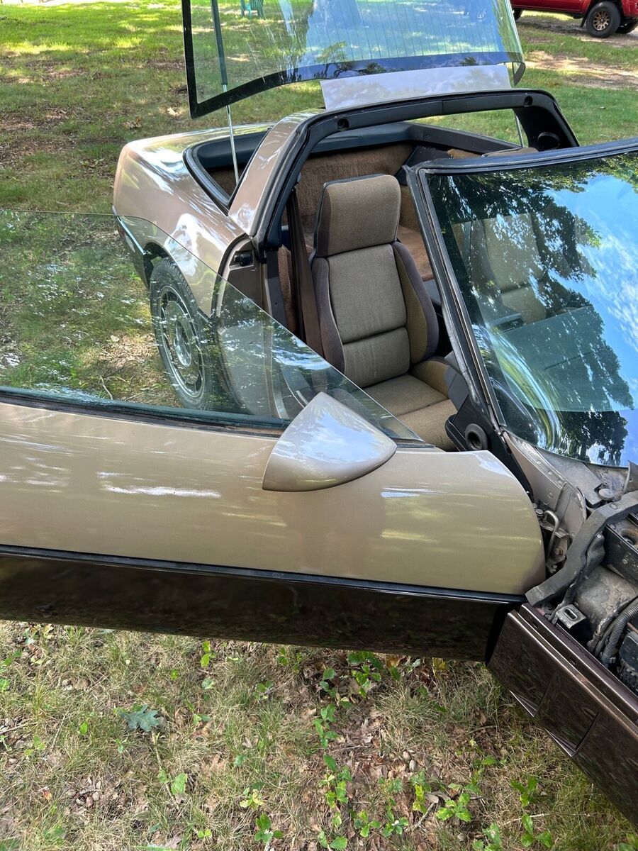 1984 Chevrolet Corvette - photo 12