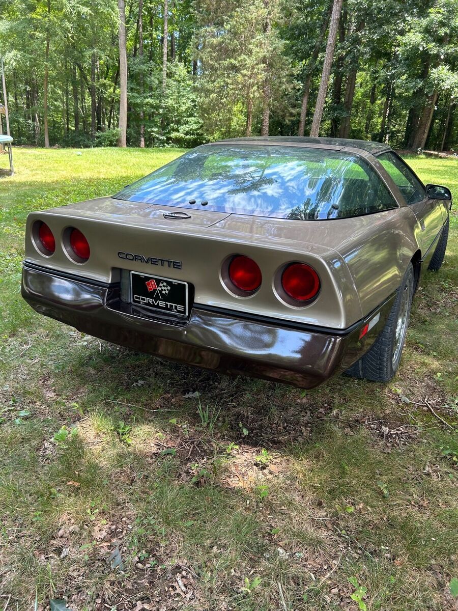 1984 Chevrolet Corvette - photo 3