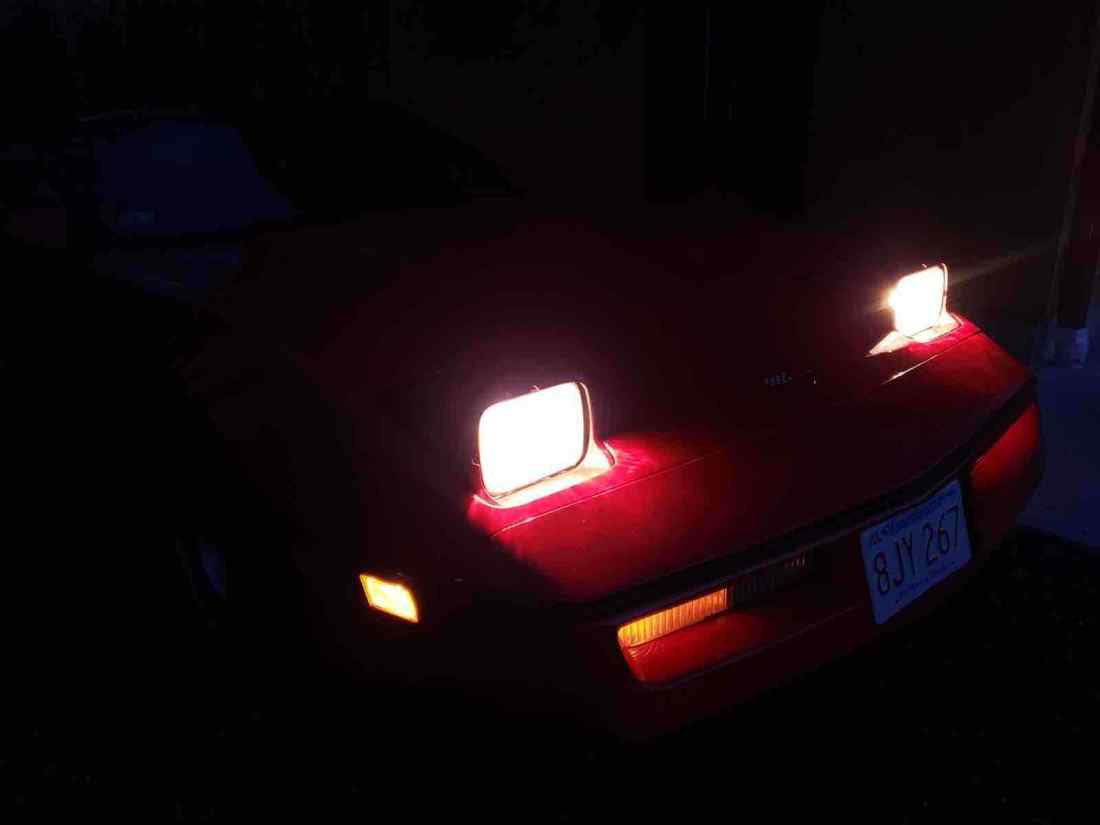 1984 Chevrolet Corvette - photo 11