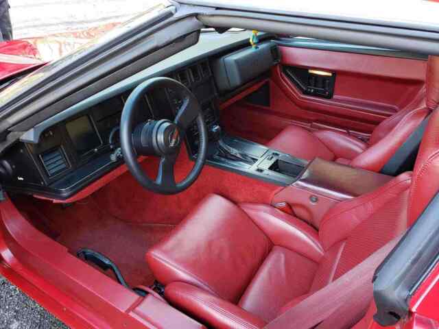 1984 Chevrolet Corvette - photo 9