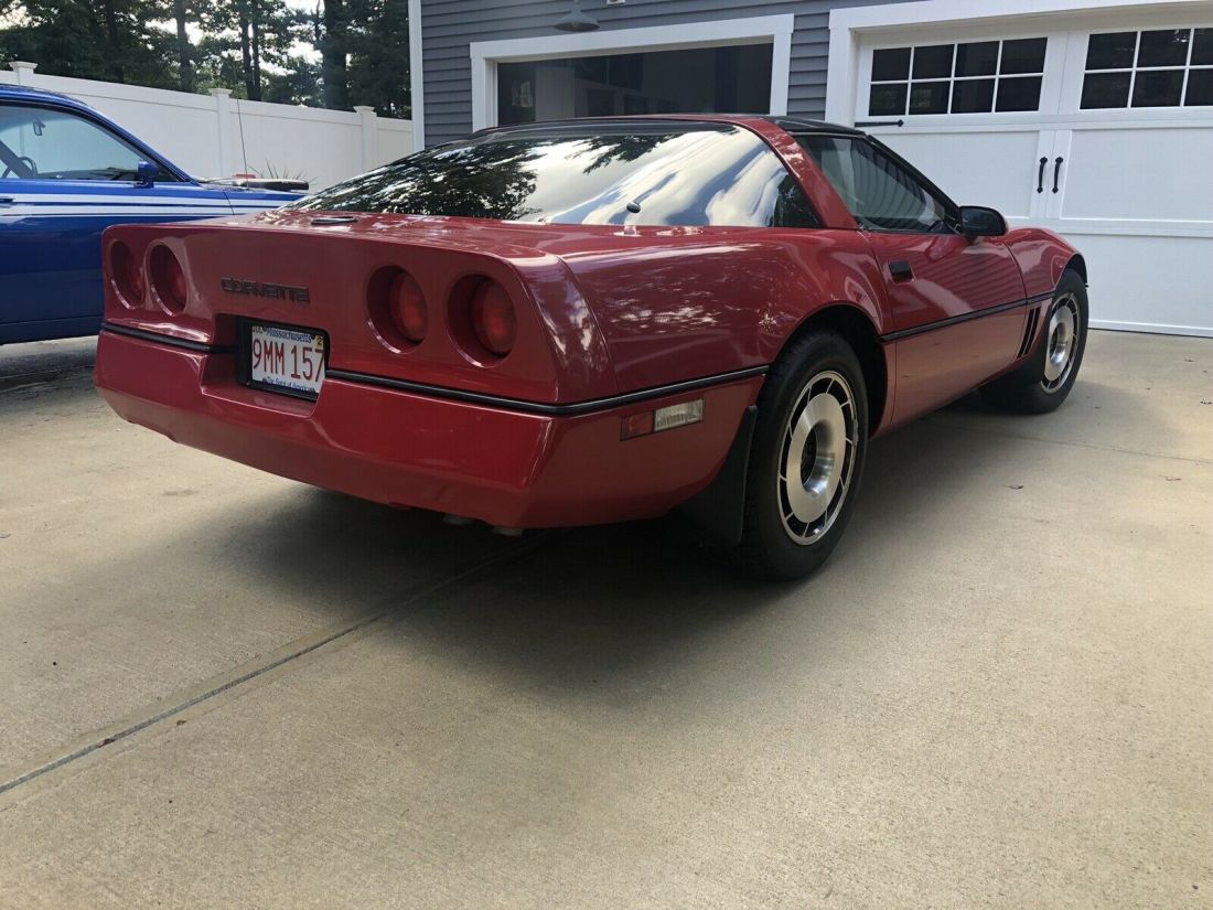 1984 Chevrolet Corvette - photo 2