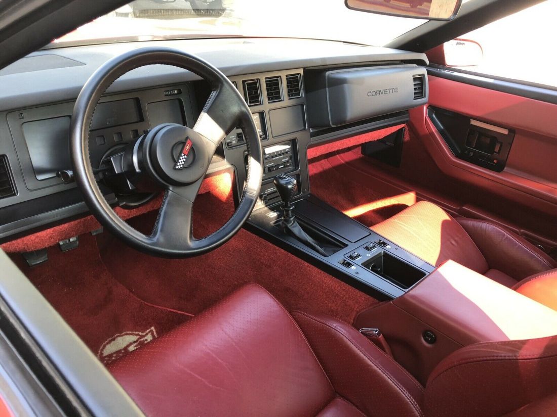 1984 Chevrolet Corvette - photo 7