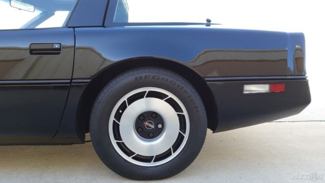 1984 Chevrolet Corvette L83 ONLY 47K MILES CLEAN CARFAX FL NO RESERVE!! - photo 12