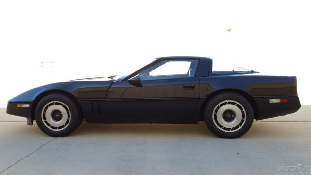 1984 Chevrolet Corvette L83 ONLY 47K MILES CLEAN CARFAX FL NO RESERVE!! - photo 2