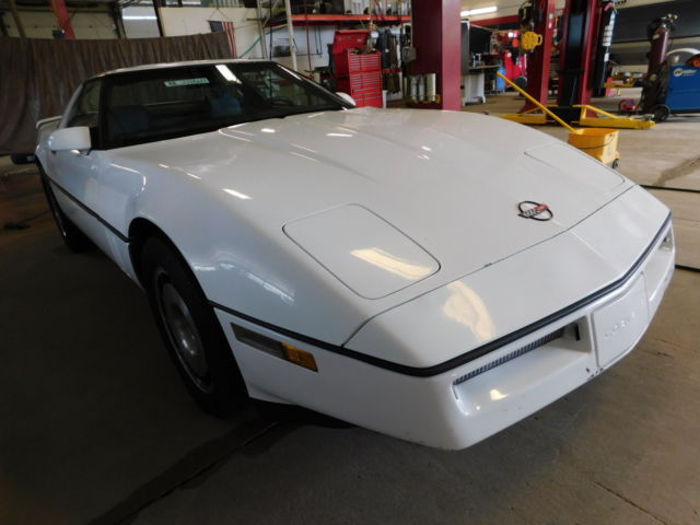 1984 Chevrolet Corvette - photo 2