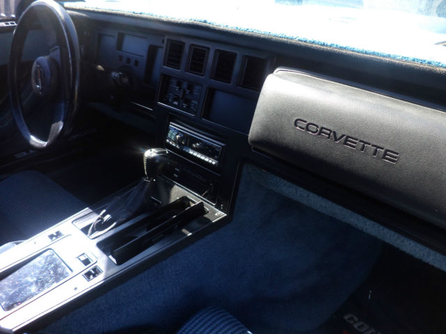 1984 Chevrolet Corvette 2 DOOR COUPE - photo 5