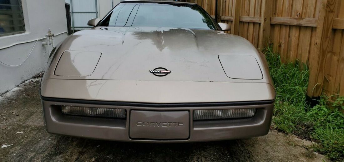 1984 Chevrolet Corvette (Very Original) (Dark Bronze / Light Bronze) 1984 Chevrolet Corvette