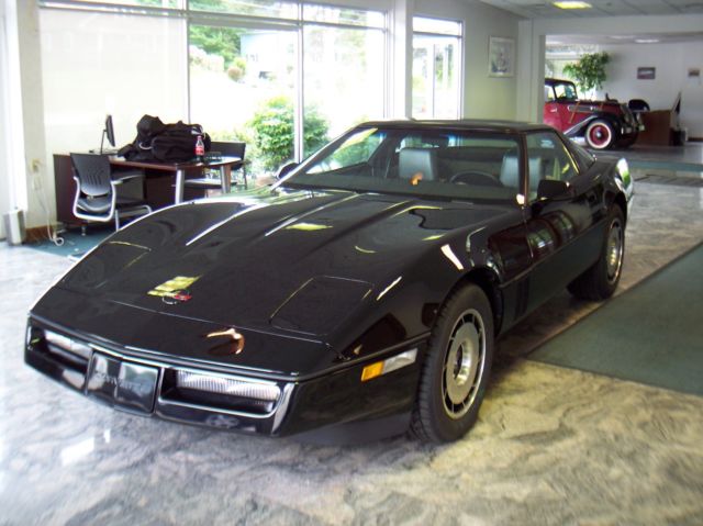 1984 CHEVROLET CORVETTE Z51 BLACK/GRAY "865" ORIGINAL MILES 1984 Chevrolet Corvette