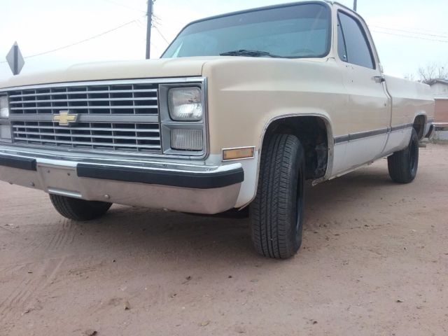1984 Chevrolet custom deluxe C10 Chevy 4x2 long bed NO RESERVE 1984 Chevrolet C-10