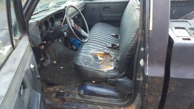 1984 Chevrolet C-10 - photo 9