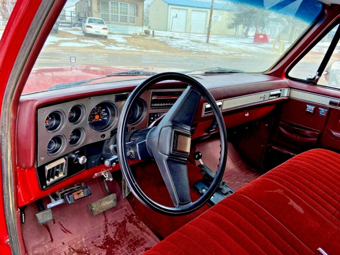 1984 Chevrolet Suburban Silverado - photo 4