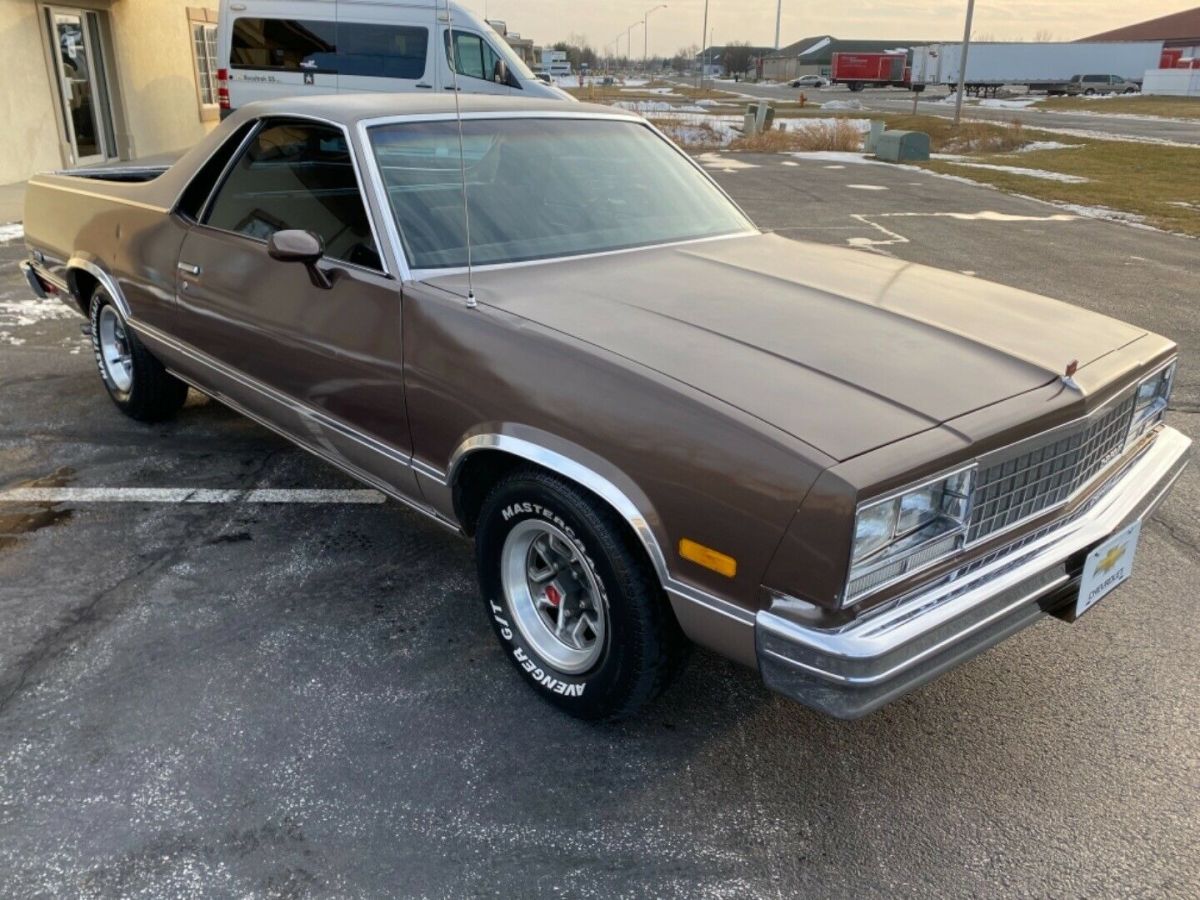 1984 Chevrolet El Camino "CONQUISTA" 1 OWNER - ONLY 96K - NO RESERVE - photo 2