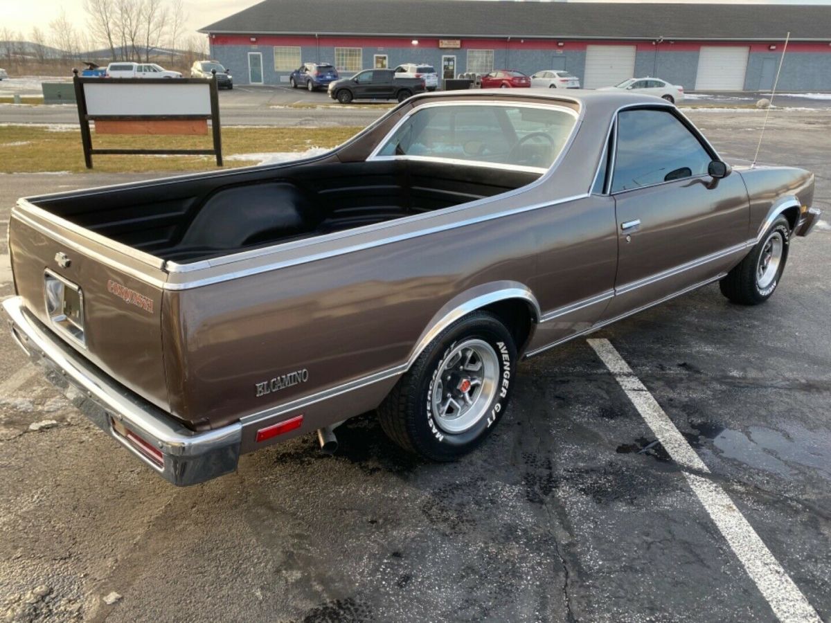 1984 Chevrolet El Camino "CONQUISTA" 1 OWNER - ONLY 96K - NO RESERVE - photo 4