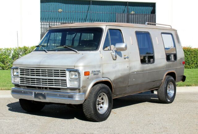 1984 Chevrolet G-20 Conversion Van, 100% Rust Free, No Reserve(310)259-5383 1984 Chevrolet G20 Van No Reserve, 100% Rust Free(310)259-5383