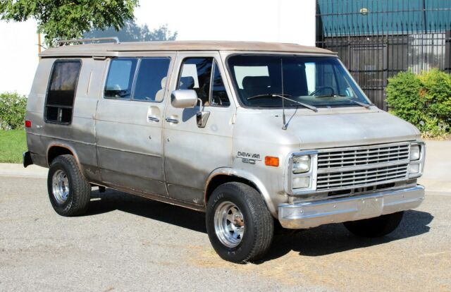 1984 Chevrolet G20 Van No Reserve, 100% Rust Free(310)259-5383 - photo 8