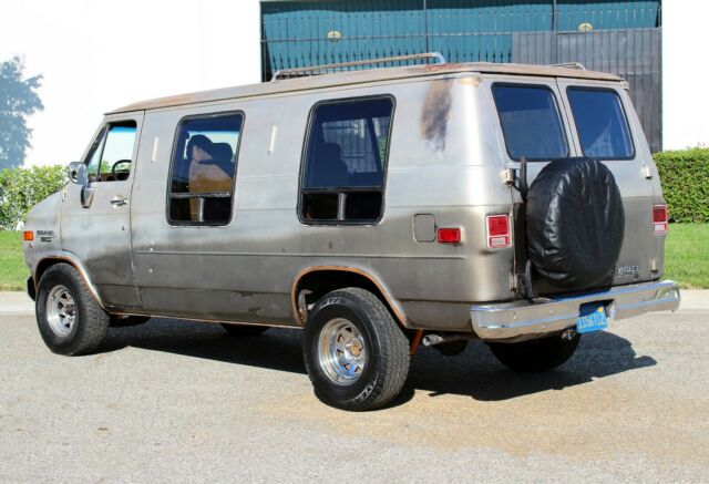 1984 Chevrolet G20 Van No Reserve, 100% Rust Free(310)259-5383 - photo 9