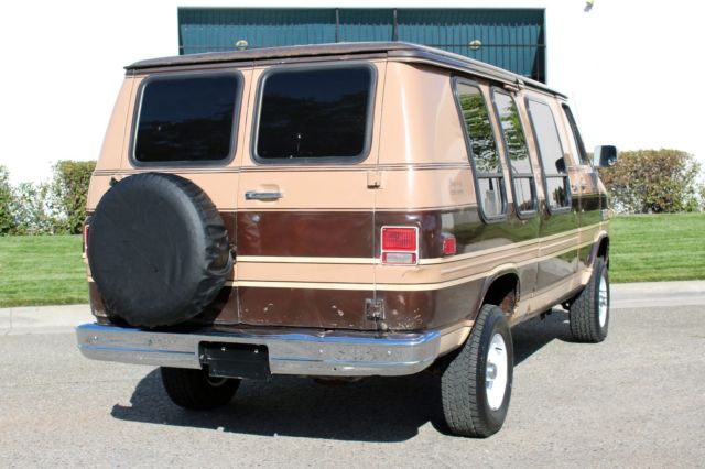 1984 Chevrolet G20 Van Conversion Van, 4x4, Runs A+ - photo 13