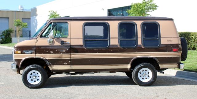 1984 Chevrolet G20 Van Conversion Van, 4x4, Runs A+ - photo 6