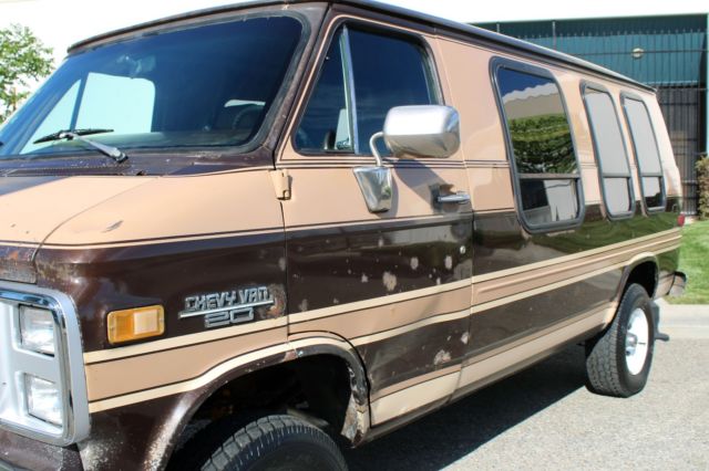 1984 Chevrolet G20 Van Conversion Van, 4x4, Runs A+ - photo 8