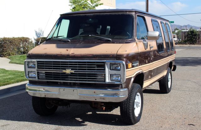 1984 Chevrolet G20 Van Conversion Van, 4x4, Runs A+ - photo 9