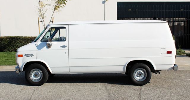 1984 Chevrolet G20 Van 100% Rust Free Panel Van (310)259-5383 - photo 6