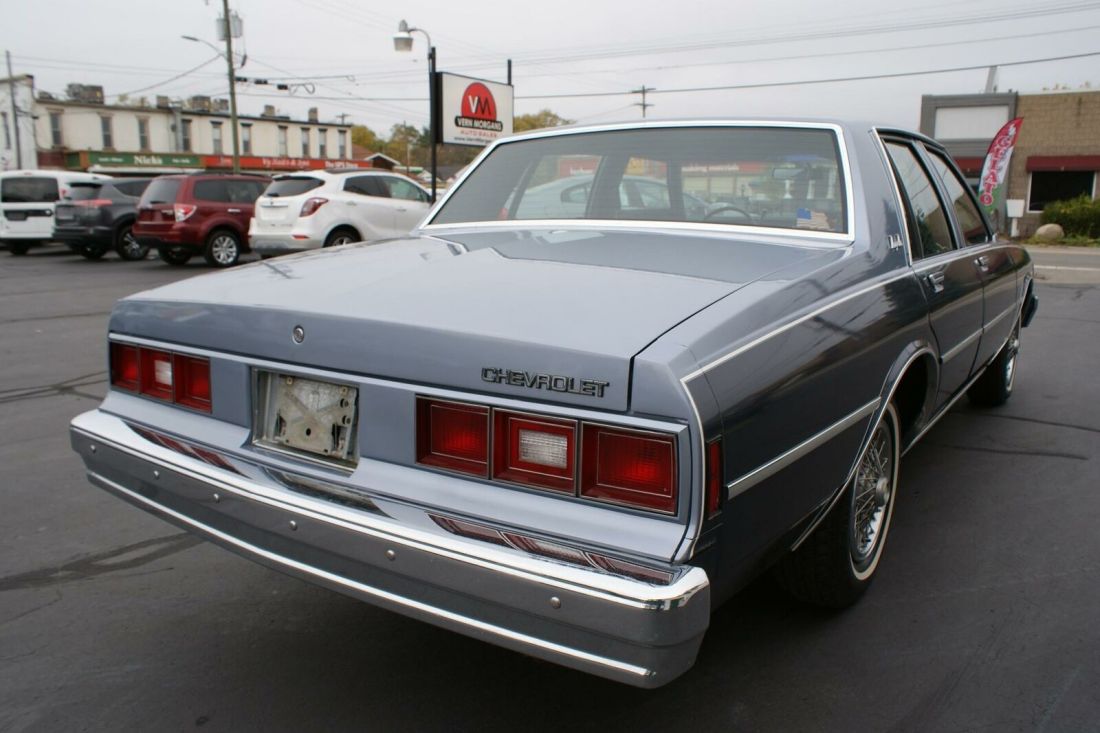 1984 Chevrolet Impala V8 - photo 8