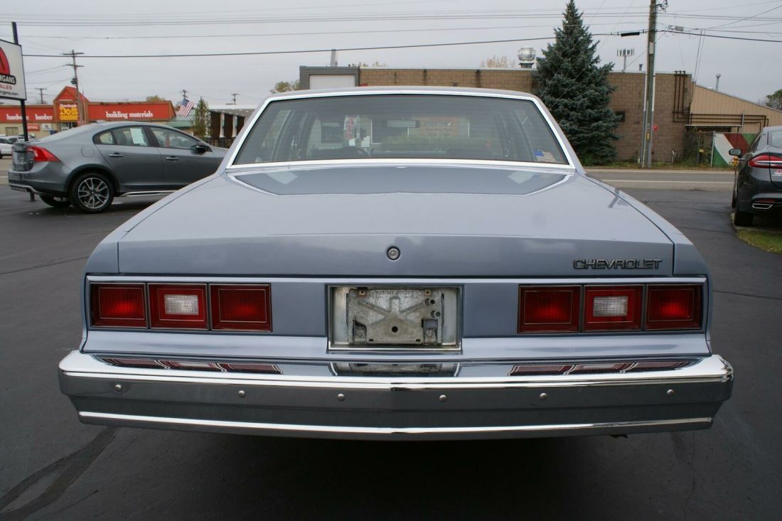 1984 Chevrolet Impala V8 - photo 9