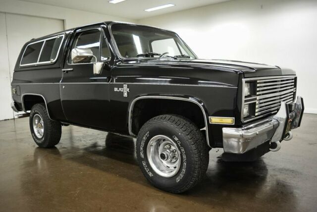 1984 Chevrolet K-5 Blazer 31876 Miles BLACK SUV 305ci V8 5.0L 700R4 1984 Chevrolet K-5 Blazer --
