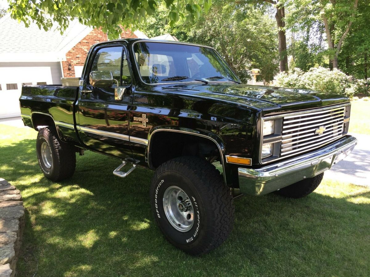 1984 Chevrolet C/K Pickup 1500 - photo 2