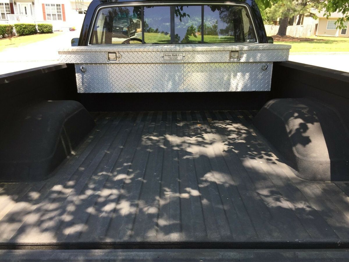 1984 Chevrolet C/K Pickup 1500 - photo 9