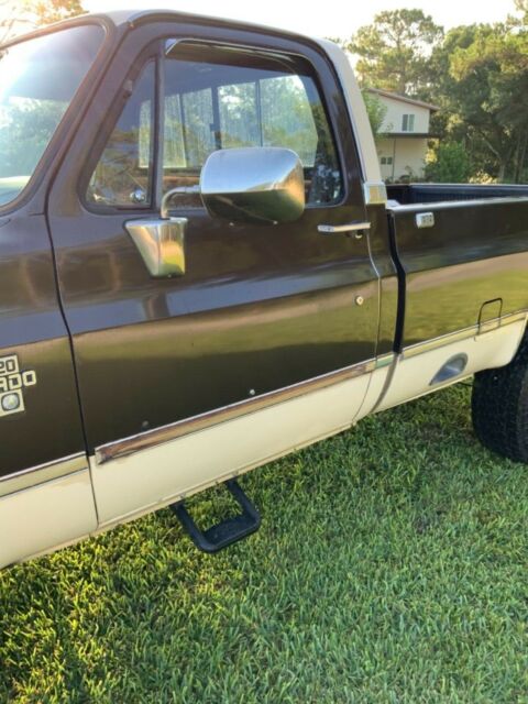 1984 Chevrolet C/K Pickup 2500 - photo 3