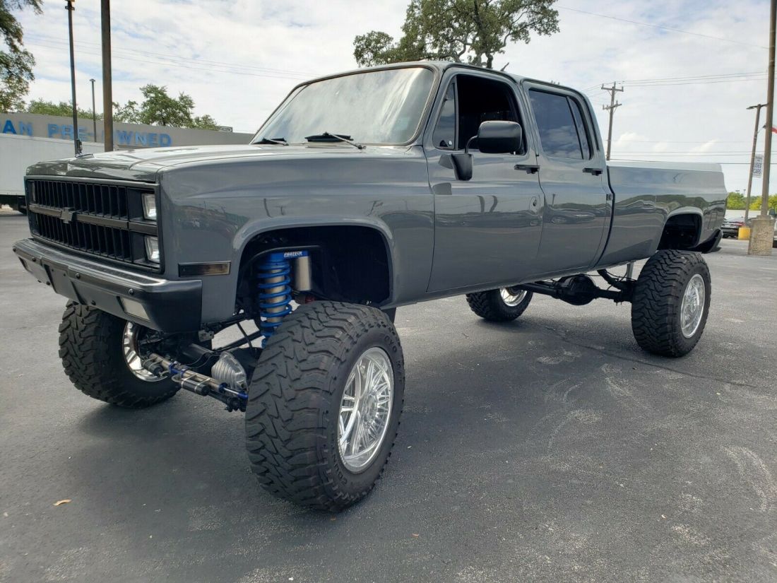 1984 Chevrolet C/K Pickup 3500 Custom - photo 2