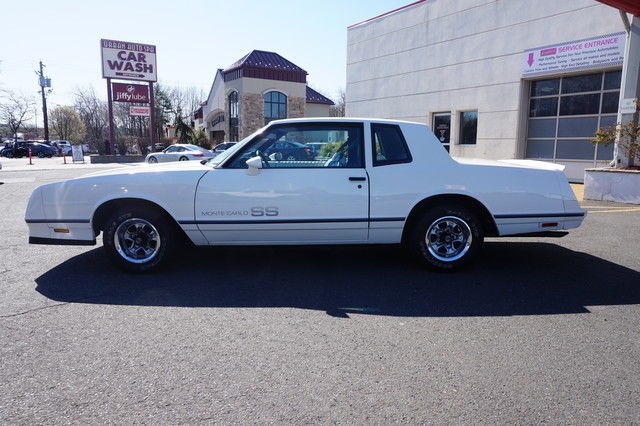 1984 Chevrolet Monte Carlo SS Sport Coupe - photo 4