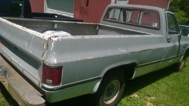 1984 Chevrolet C-10 - photo 2