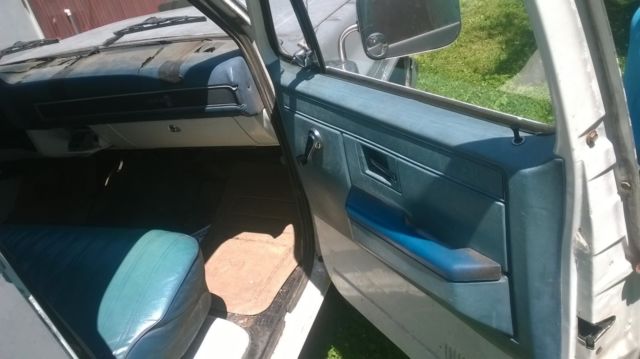 1984 Chevrolet C-10 - photo 6
