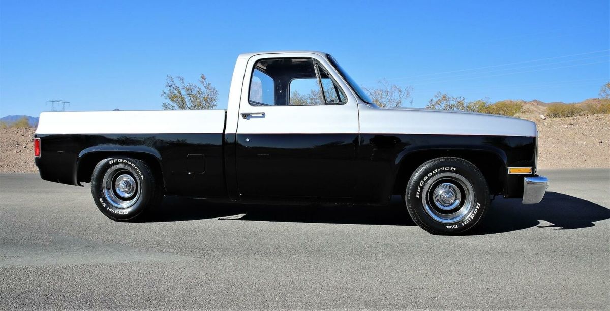 1984 Chevrolet Pickup, SILVER /BLACK with 27,703 Miles available now! 1984 Chevrolet Other Pickups