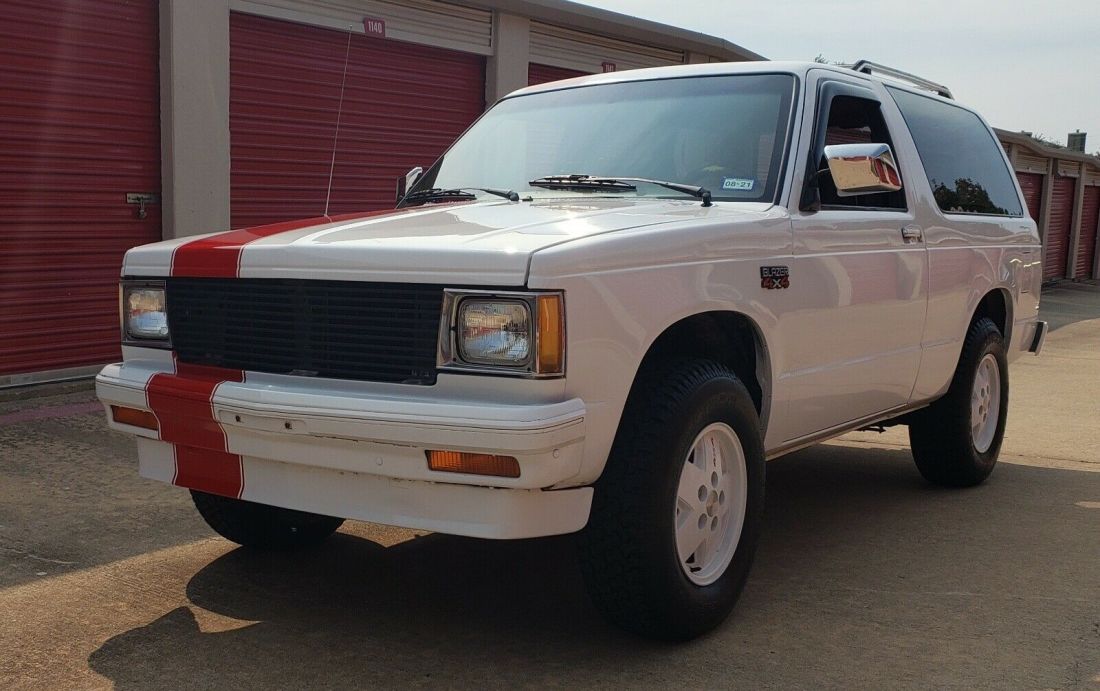1984 Chevrolet S10 Blazer SUV White 4WD Automatic S10 1984 Chevrolet S10 Blazer S10