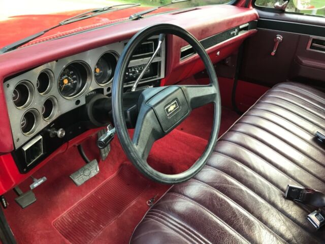 1984 Chevrolet C-10 - photo 9