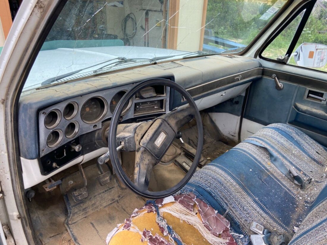 1984 Chevrolet C/K Pickup 1500 Scottsdale - photo 8